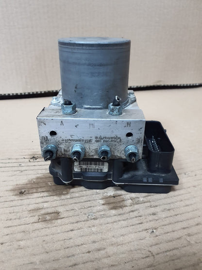 2013-2014 BMW X1 E84 E90 Hydraulic Unit ABS Pump Module 6860214 OEM