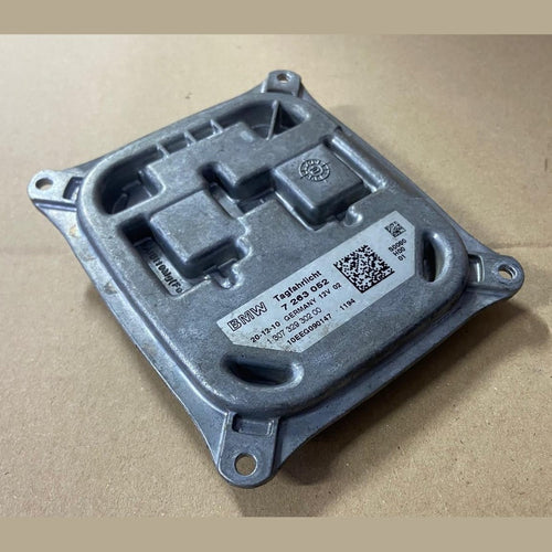 OEM BMW 3 SERIES E92 E93 X5 E70 HEADLIGHT LED DRL MODULE BALLAST 7263052