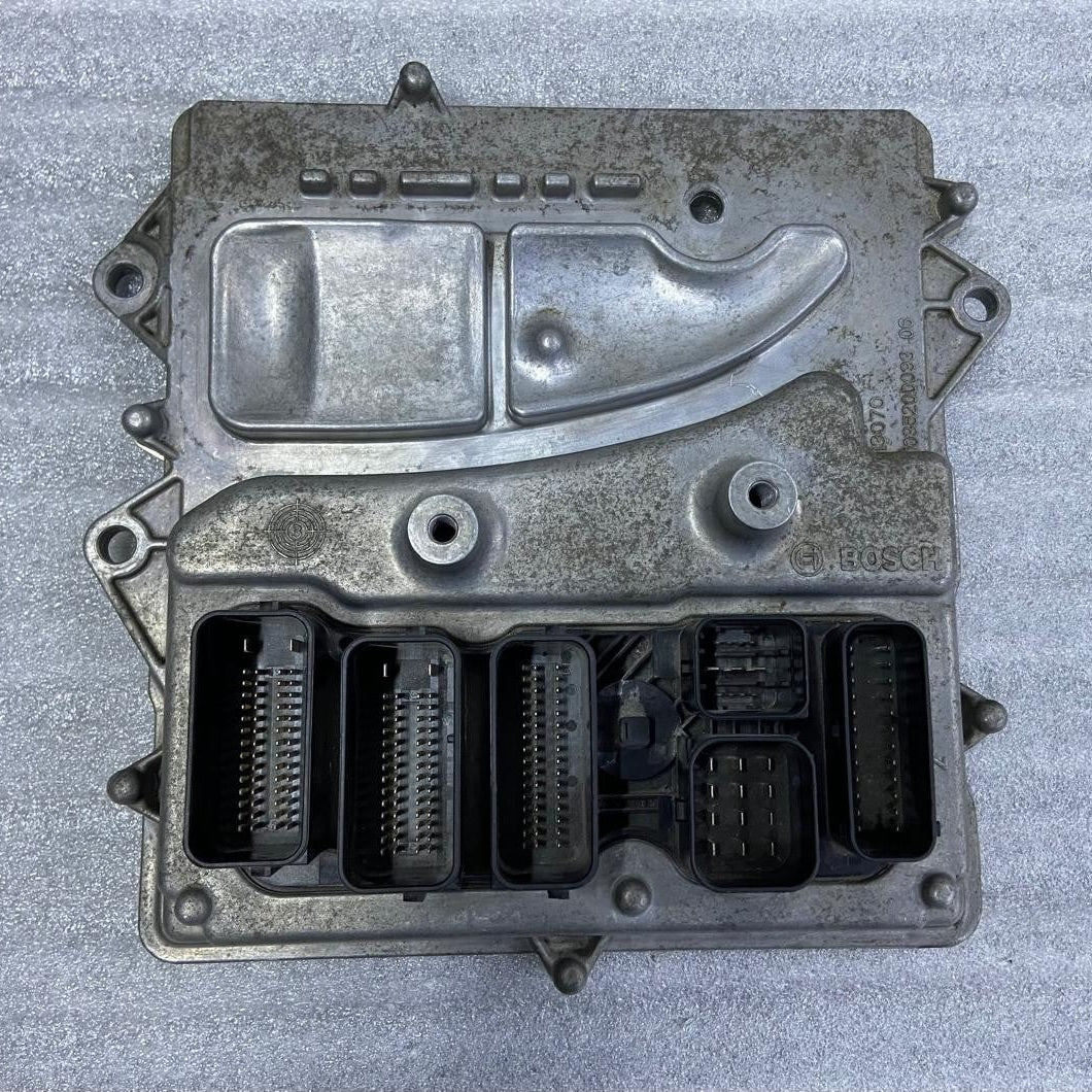 OEM BMW 740I N55 F02 F10 F20 F30 ENGINE CONTROL UNIT ECU ONLY 8616314 BOSCH