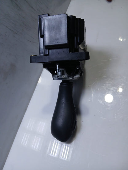 2006-2013 BMW X5 E70 Automatic Gear Shift Selector 9228612 OEM