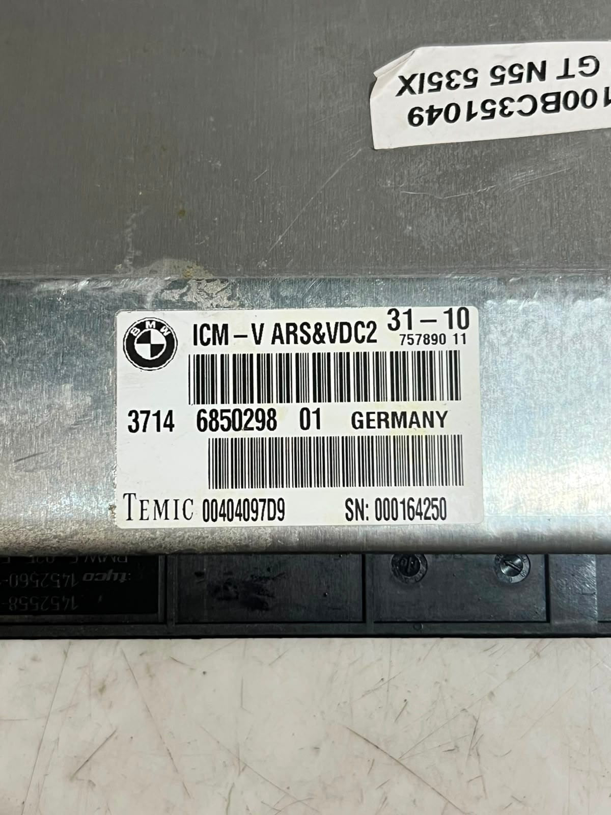 2011-2013 BMW 5 Series F10 F11 GT F07 528i Suspension Control Module 6850298