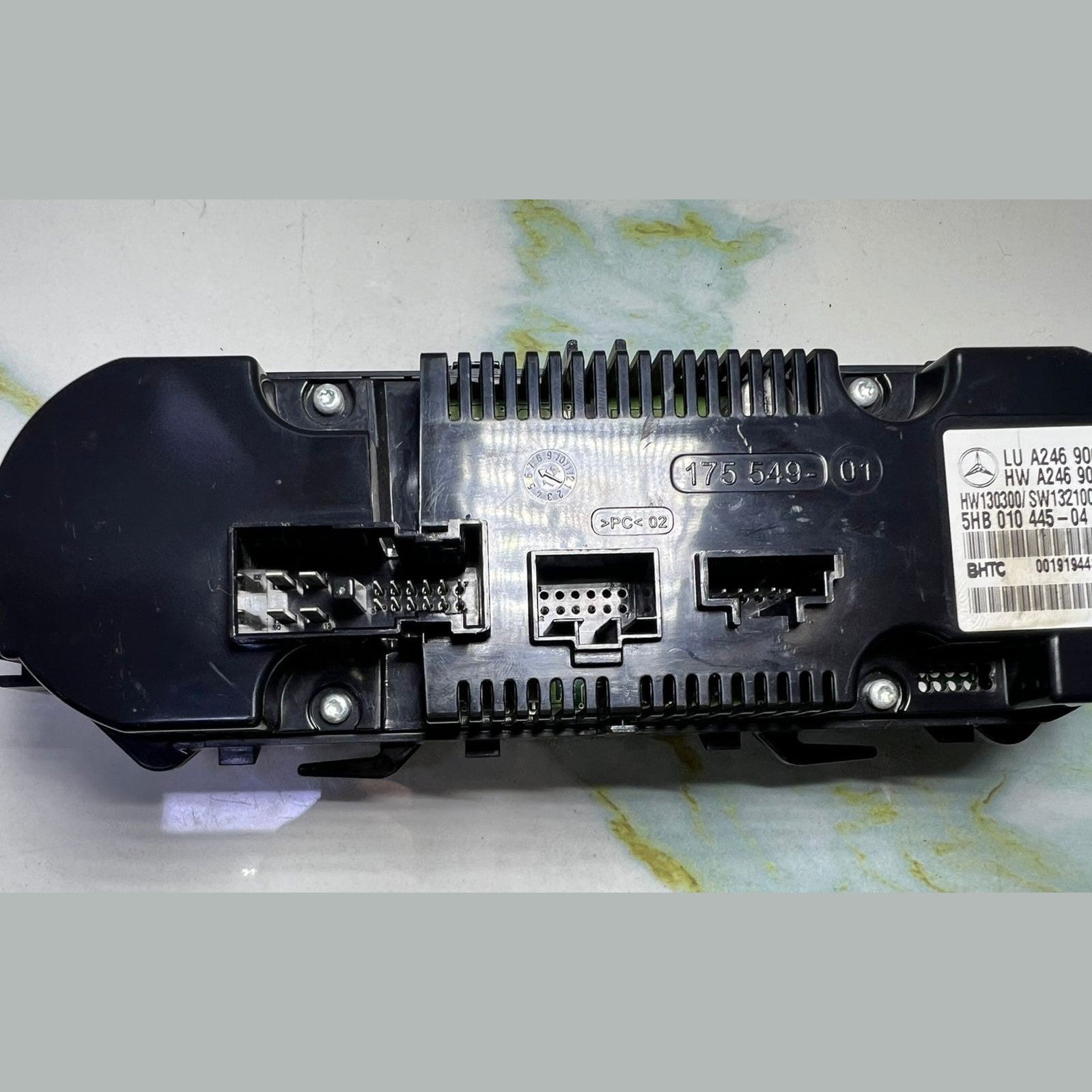 Mercedes Climate Control Panel A2469002208 B Class W246
