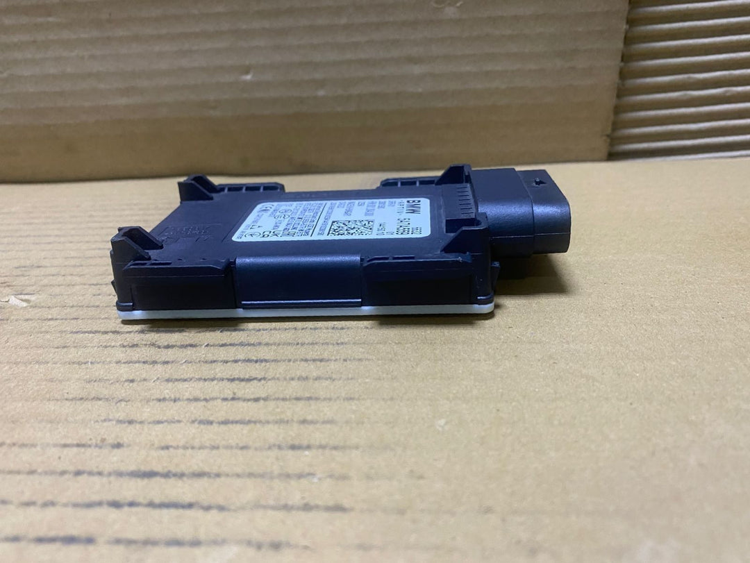 21-26 BMW M3 Radar Sensor Close Range 5A7A559 G11 G20 G42 G80 M3 G22 G82 M4 F90 