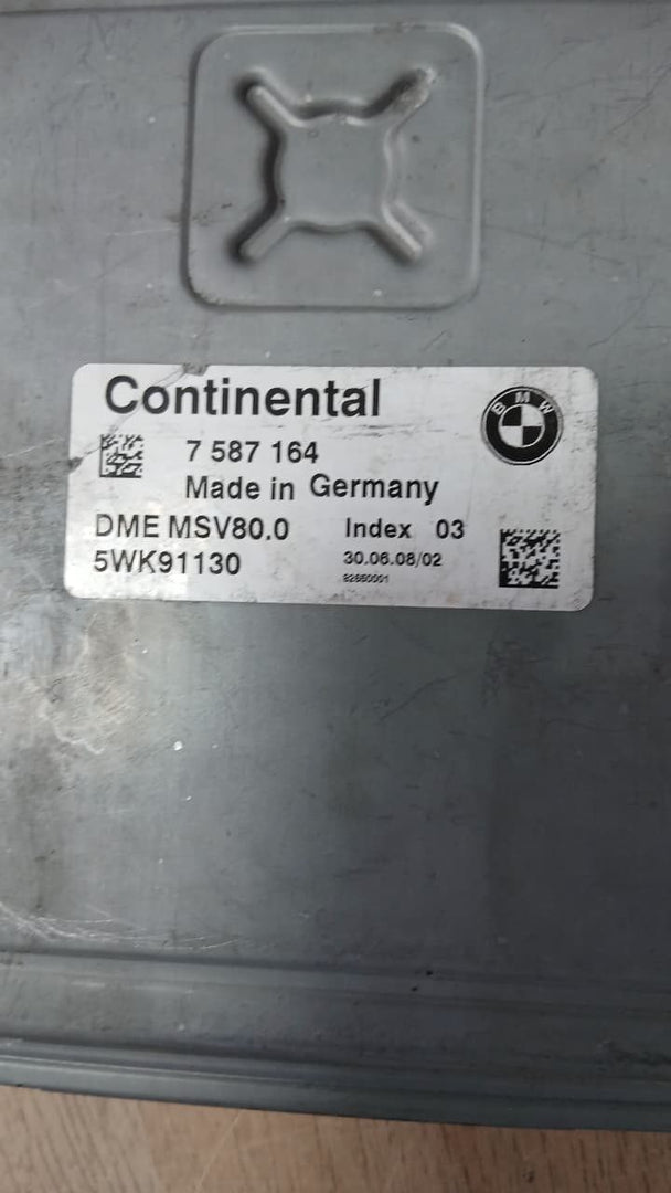 2007-2008 BMW 328i Engine Control Module 7587164 MSV80