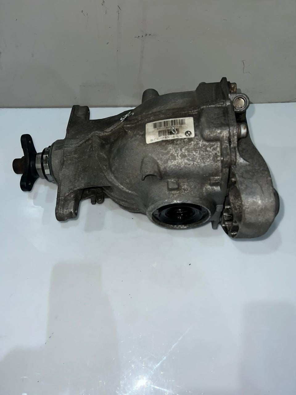 2011 BMW 528i Rear Differential Assembly 7578149 F10 523i models 3.38 RATIO