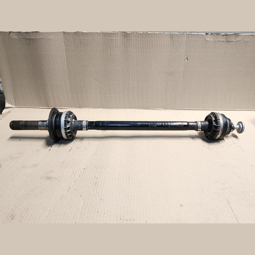 BMW Driveshaft Output Shaft Rear Right 8689556 G20 G21 M340i and G22 G23 G26