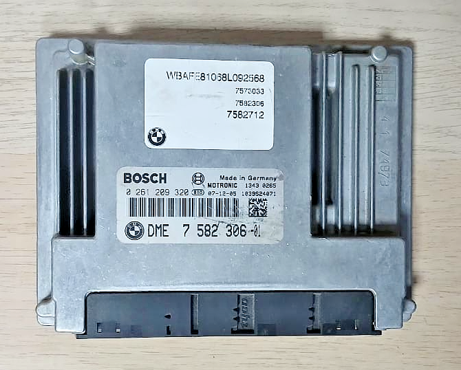 BMW X5 E70 BMW X5 4.8i DME ECU Engine Control Unit OEM 7582306