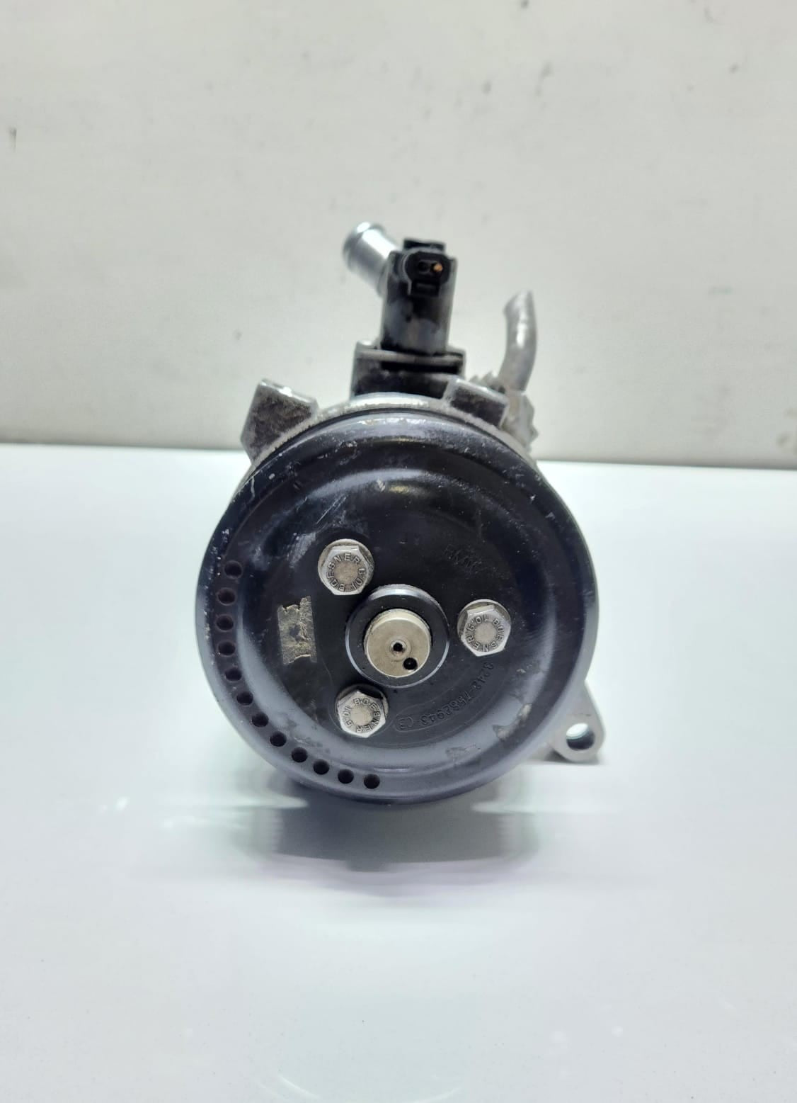 BMW  F10 Hydraulic Pump Dynamic Drive 6850590 6 Series OEM