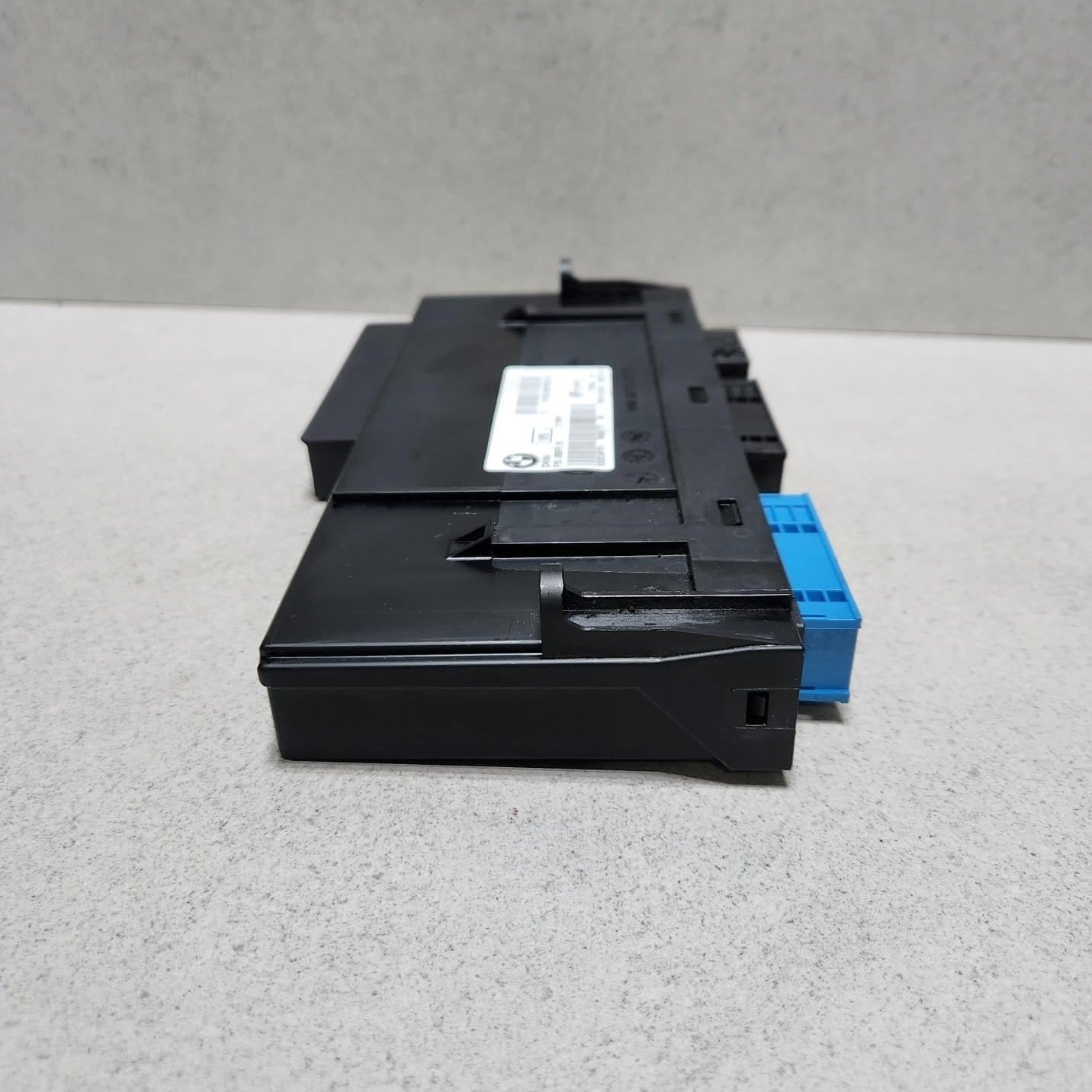 2010-2017 BMW X3 Body Control Module 9267533