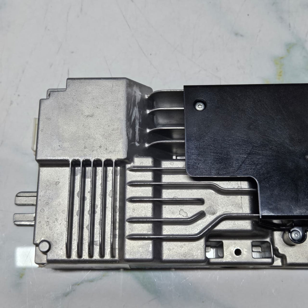 2020-2022 BMW M5 M8 745e xDrive Radio Amplifier 5A52E25