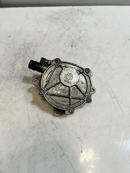 BMW E60 E81 E82 E87 E90 E91 E92 N43 and N46 B20 B Vacuum Pump 7547024 OEM