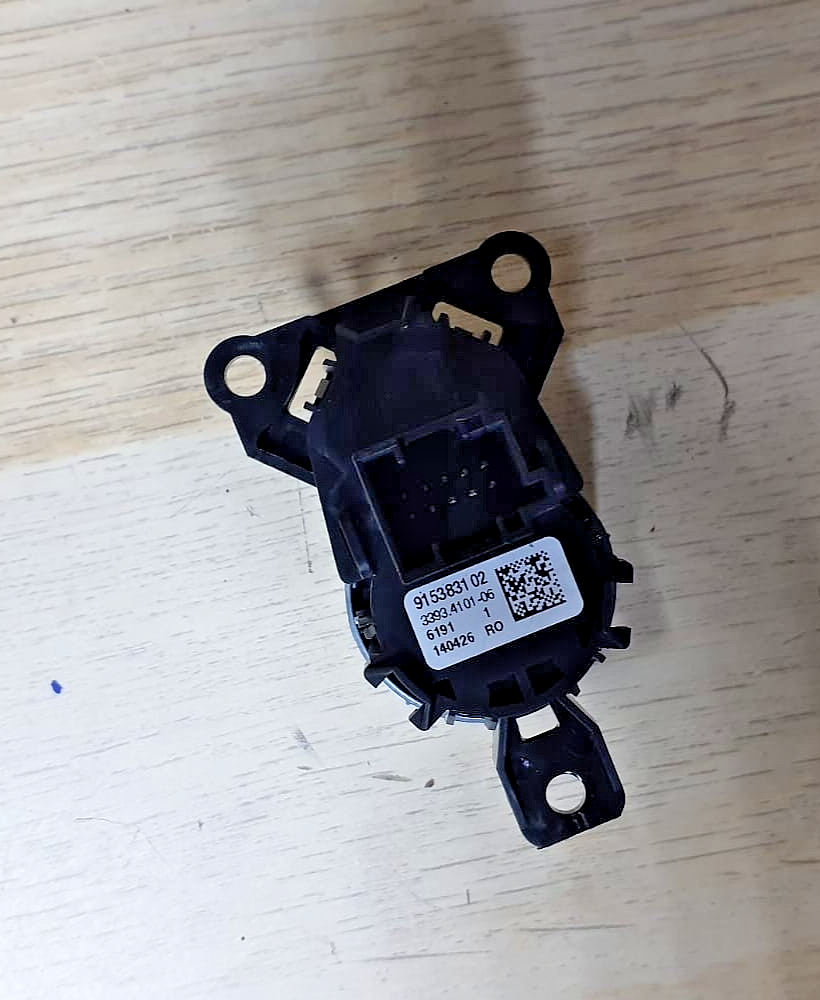 BMW F10 N47D Diesel Engine Control ECU CAS4 6809372 Set with 2 Keys OEM 8586534
