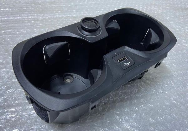 OEM BMW 4 Series G22 G23 G24 G26 Front Centre Console Cup Holder 6806803