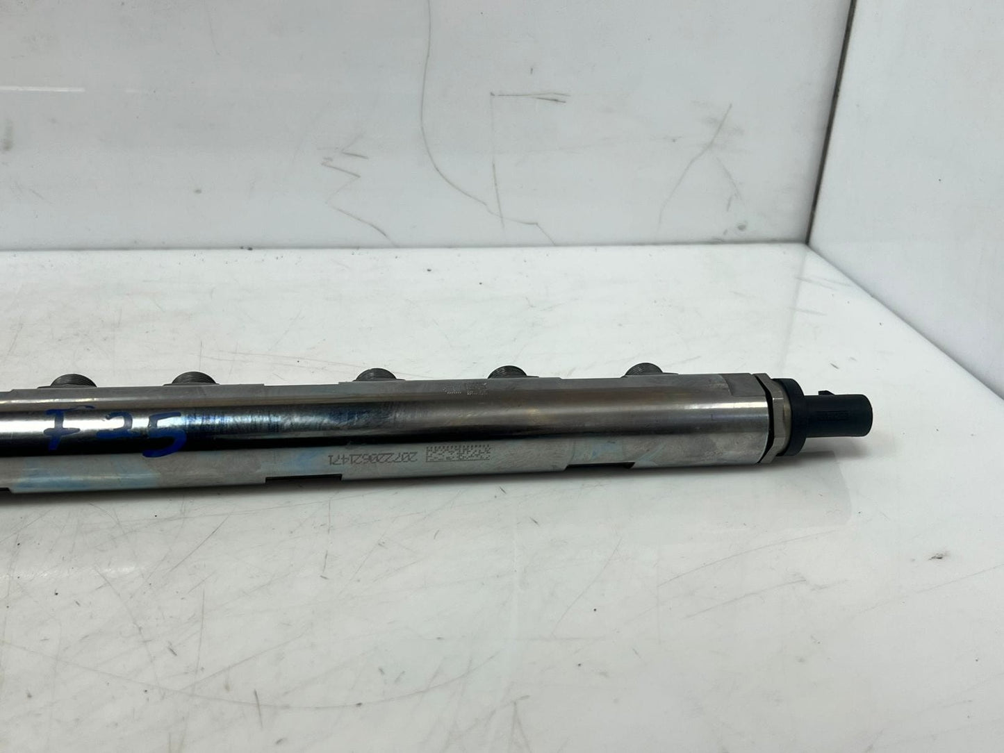 BMW 3 Series F30 F31 F35 N57 D30 Fuel Rail INJECTOR PIPE 7805423 OEM
