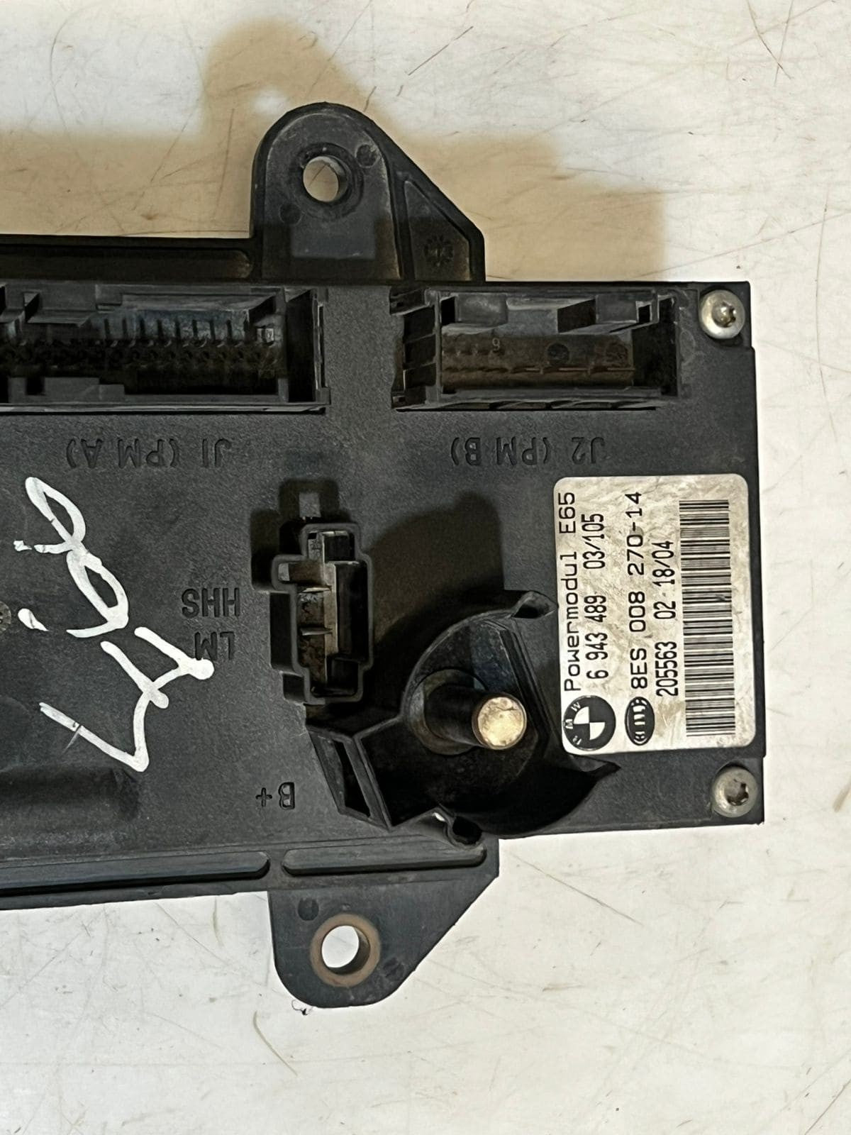 2002-2005 BMW 745i 7 Series E65 E66 POWER MODULE Body Control Module 6943489