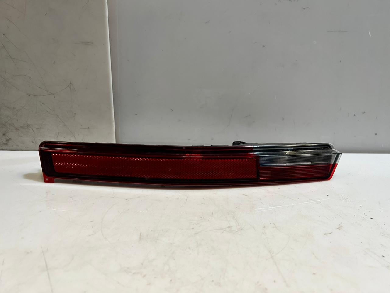 2025 BMW xDrive40 xDrive50 Rear RED TAIL Light Led Bumper BRACKET 7953780 OEM