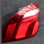 Load image into Gallery viewer, BMW X5 F15 F85 brake light LED taillight brake light rear right 7470886