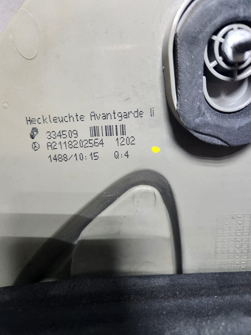 2007-2009 Mercedes-Benz E280 Tail Light Assembly A2118202564 W211 E-Class