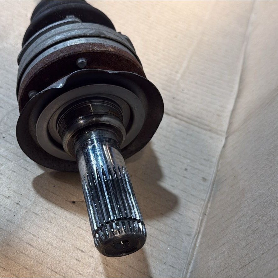 BMW AXEL OUTPUT SHAFT  E84 X1 N20 2013 RP LEFT SIDE LK=86MM/D=38MM 3320-7591597