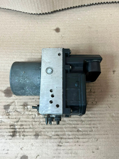 2001-2003 BMW 5' 7' 525i E38 E39 ABS Pump Control Module 6750345 OEM