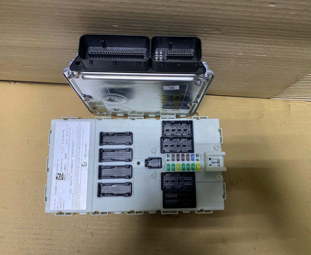 2013-2018 BMW X5 F15 DIESEL 3.0 ECU SET Engine Control Module 8577842