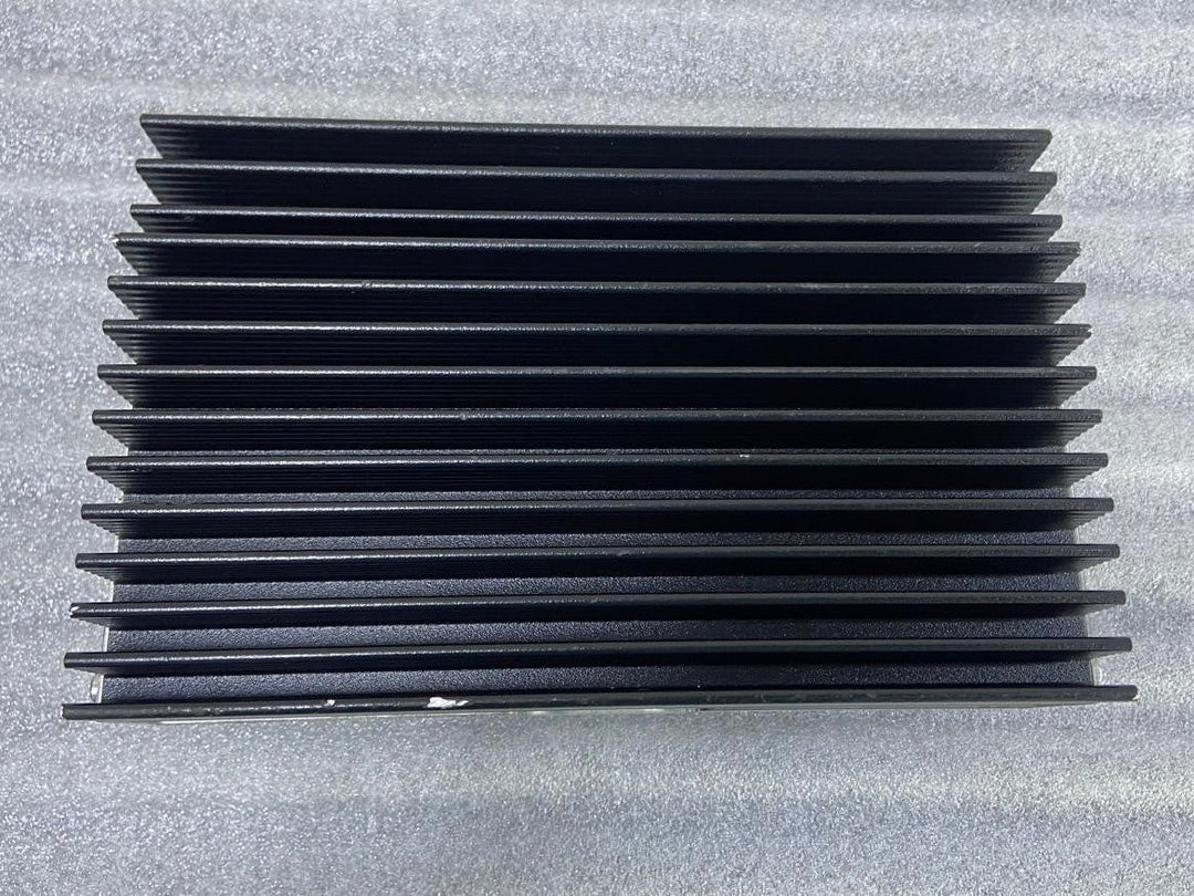 OEM BMW X5 E70 Radio Audio Stereo Amplifier Amp Module LEAR 9133913