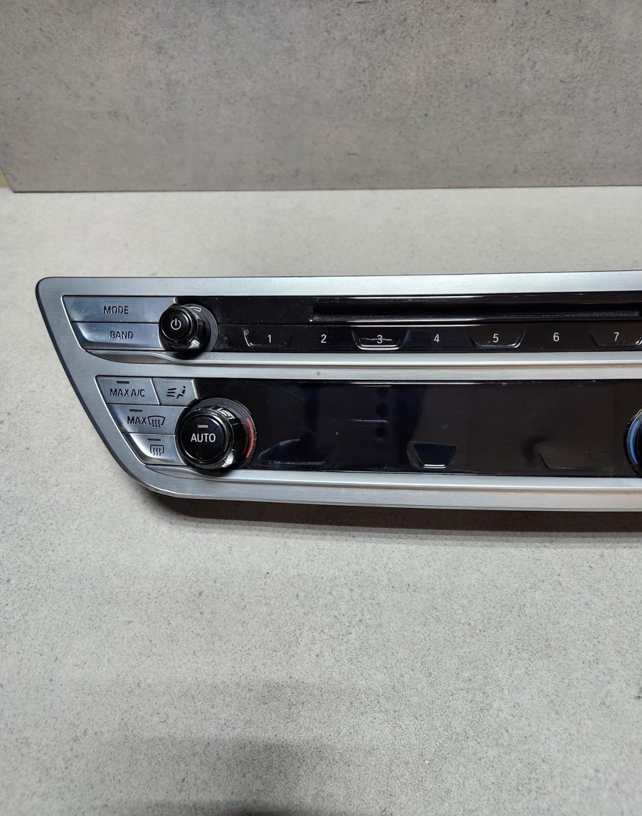 2017-2019 BMW 740i Climate Control Panel 6819174 7 Series G11 LCI and G12 LCI 