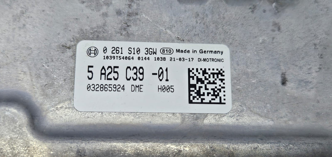 2018-2023 BMW M5 F93 M8 S63M Engine Control Unit 5A25C39 SET OEM