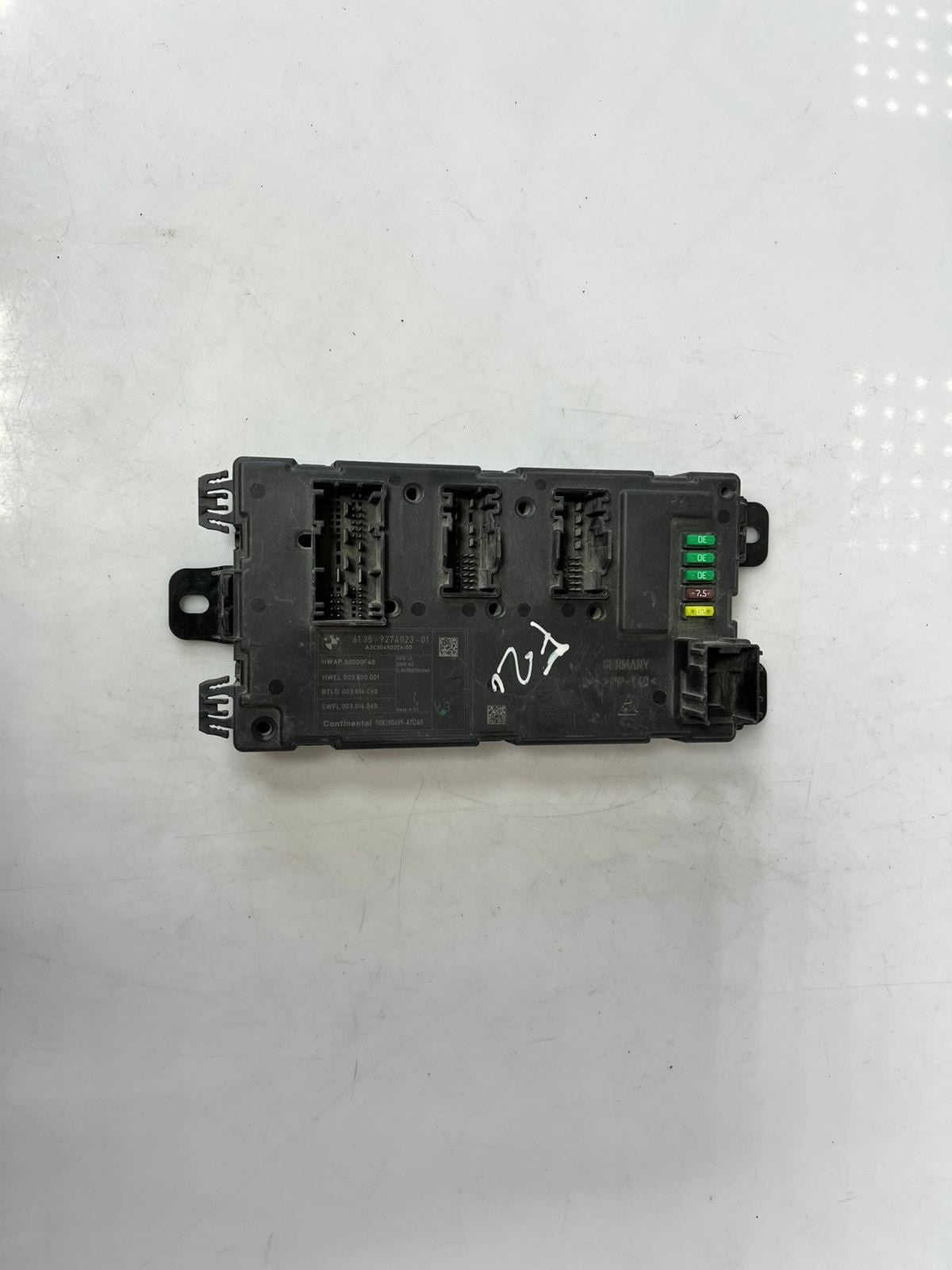 BMW F20 F21 F30 F31 REM Rear Electronic Module Fuse Box Control Unit V3 9274023