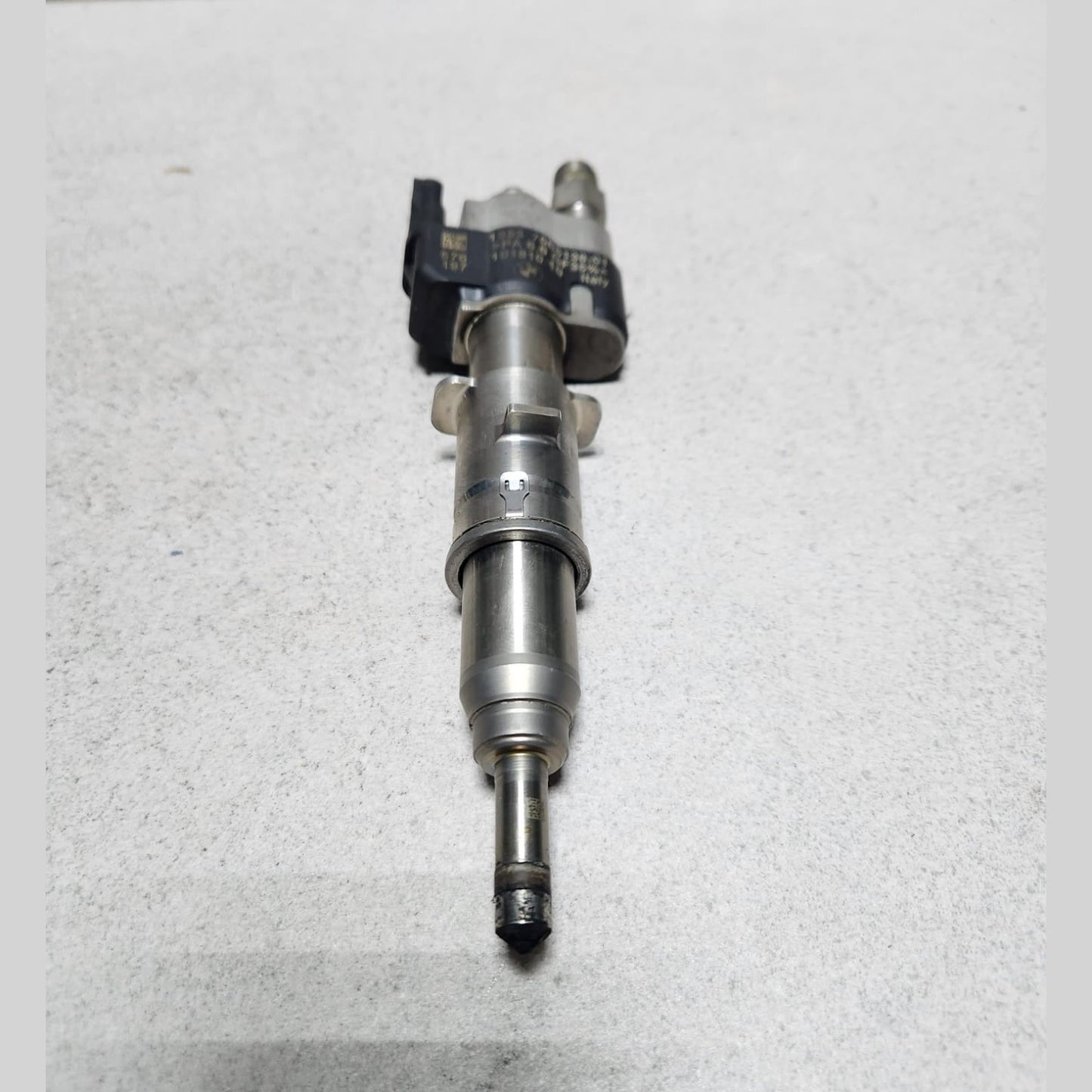 BMW Direct Fuel Injector 7565138 3 5 6 and 7-Series 