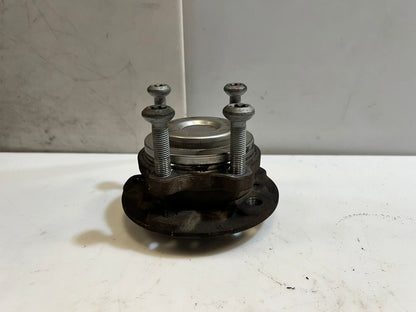 2011-2018 BMW 5' 6' M6 M5 F06 F12 F13 F10 Wheel Hub With Bearing 2284375 OEM