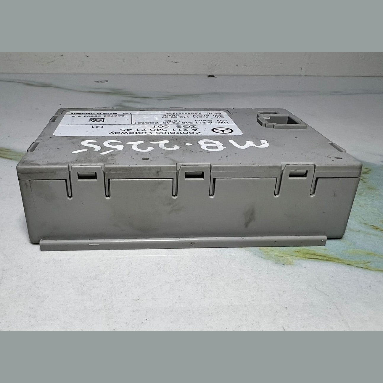 2006-2009 Mercedes E320 Central Gateway Control Module A2115407145 W211 E-Class