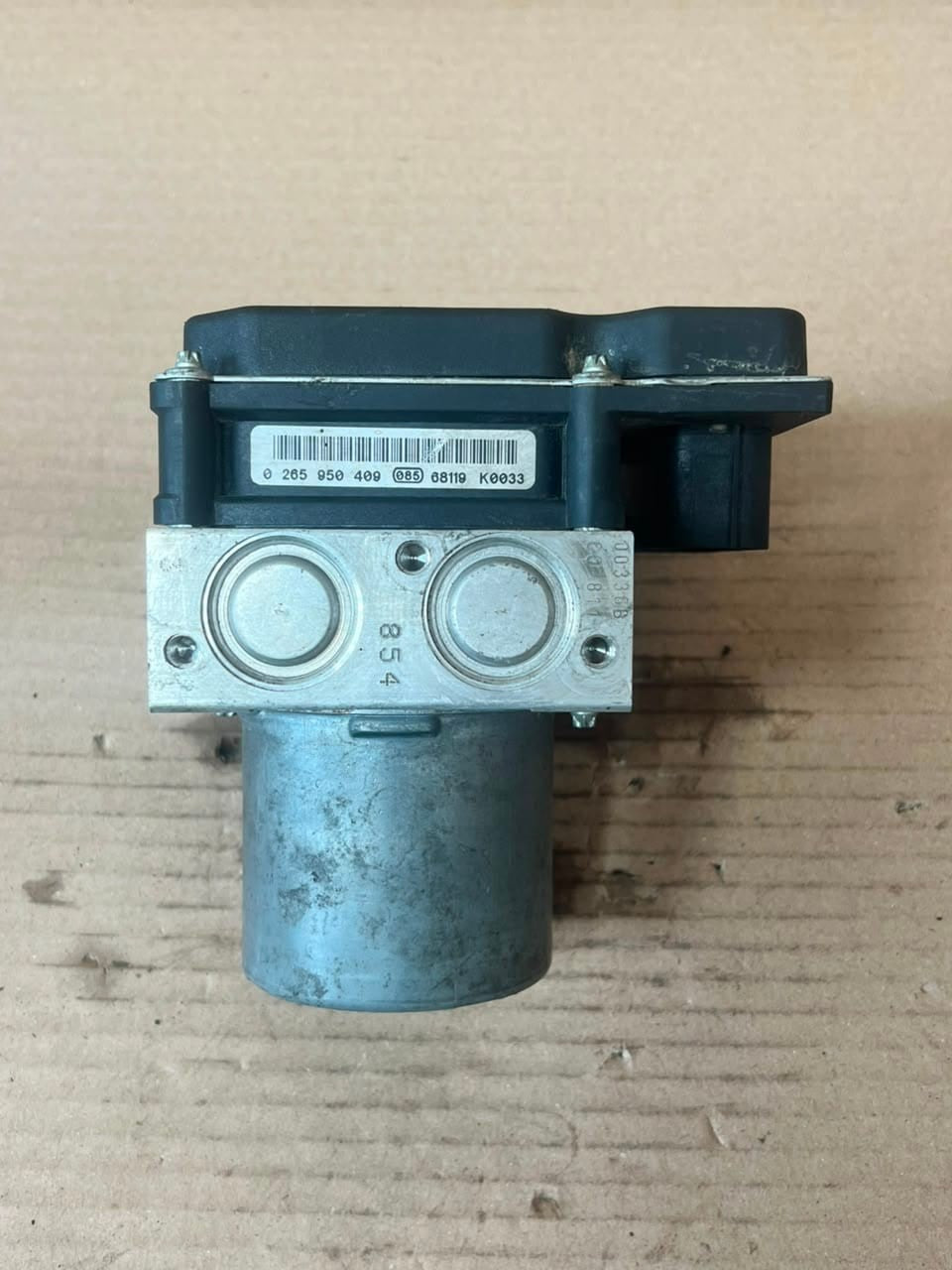 2006 BMW 5 Series E60 E61 650 ABS/DSC Hydraulic Pump Control Unit 6774852-01