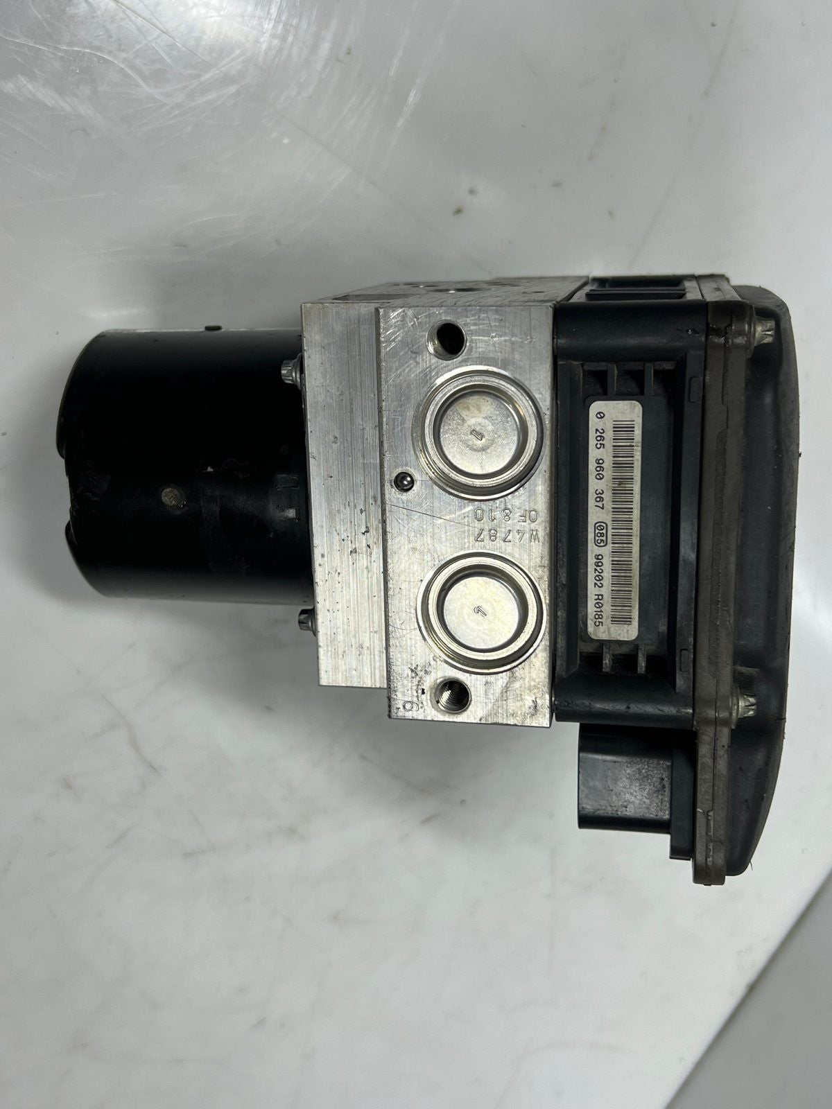 2009 BMW 7 Series F01 F02 F03 F04  740d 3.0L diesel Abs Pump 6795073
