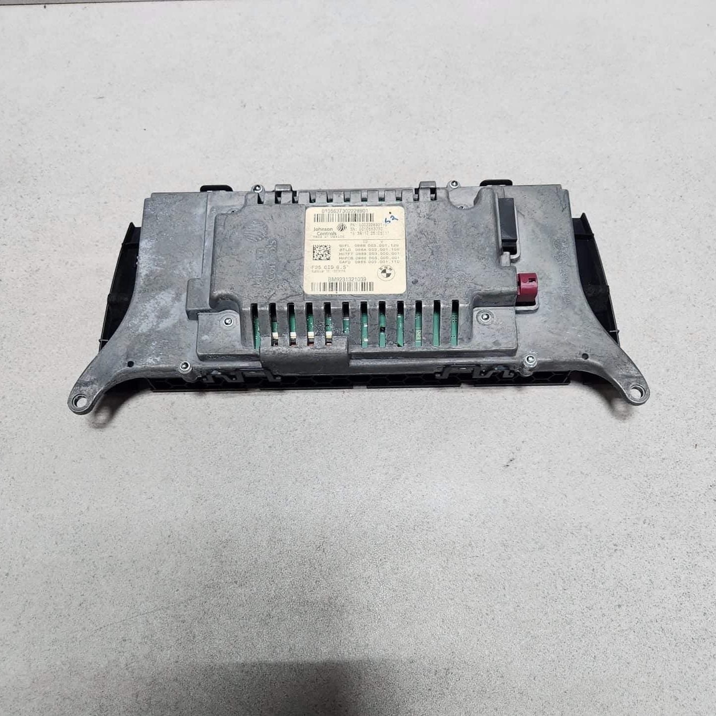 2012-2017 BMW X3 Central Information Display 9231321 X3 F25 and X4 F26