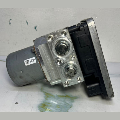 17-22 Mercedes W167 GLE350 GLS ABS Anti Lock Brake Pump Module A167 9002511 OEM