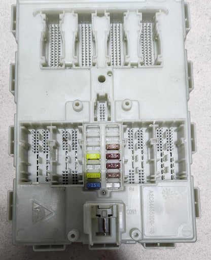 2016-2019 BMW 740i Body Domain Control Module 6820916 7 Series G11 G12