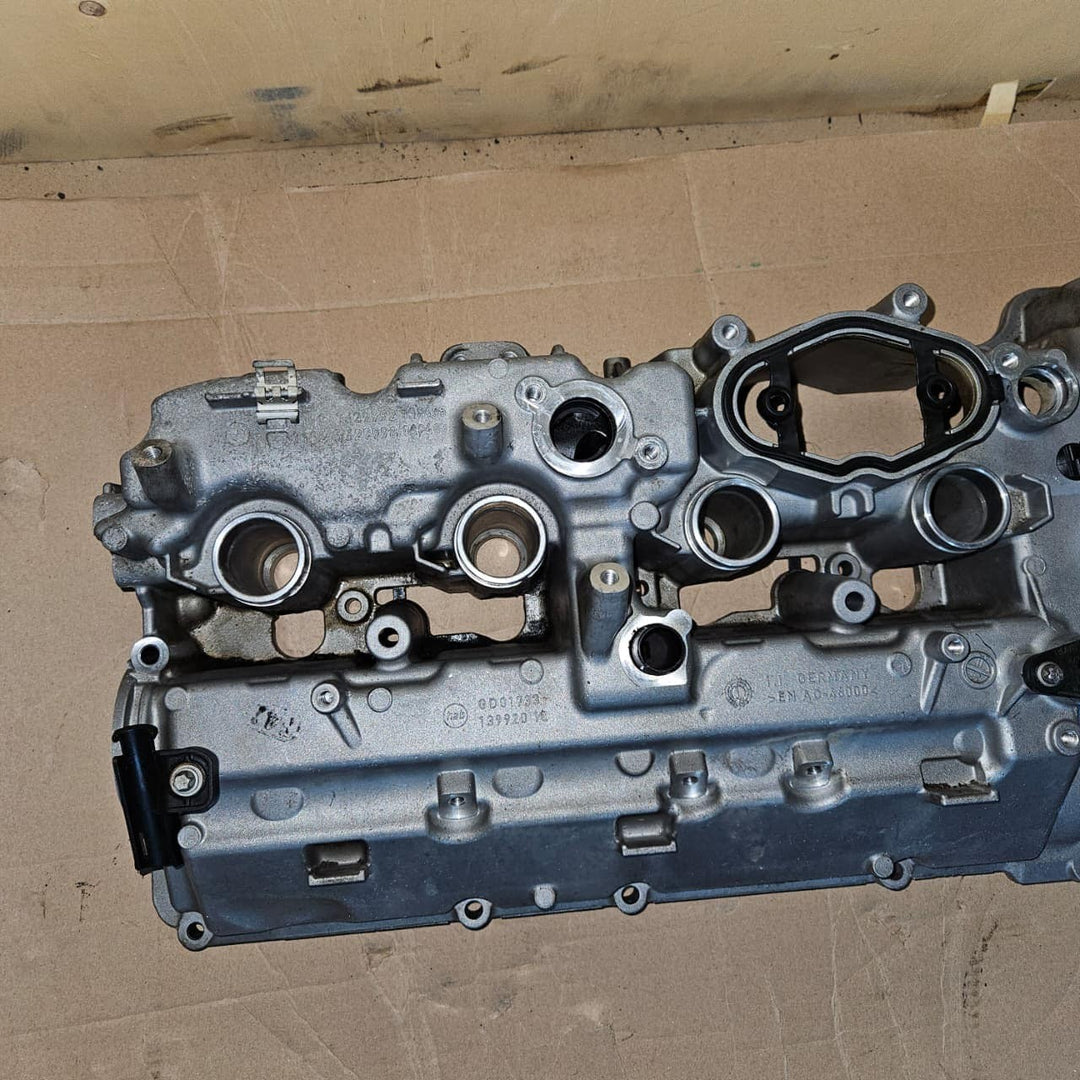 7629992-2012-2016 BMW M5 M6 F06 F10 S63N 4.4L V8 Turbocharge Engine Valve Cover 