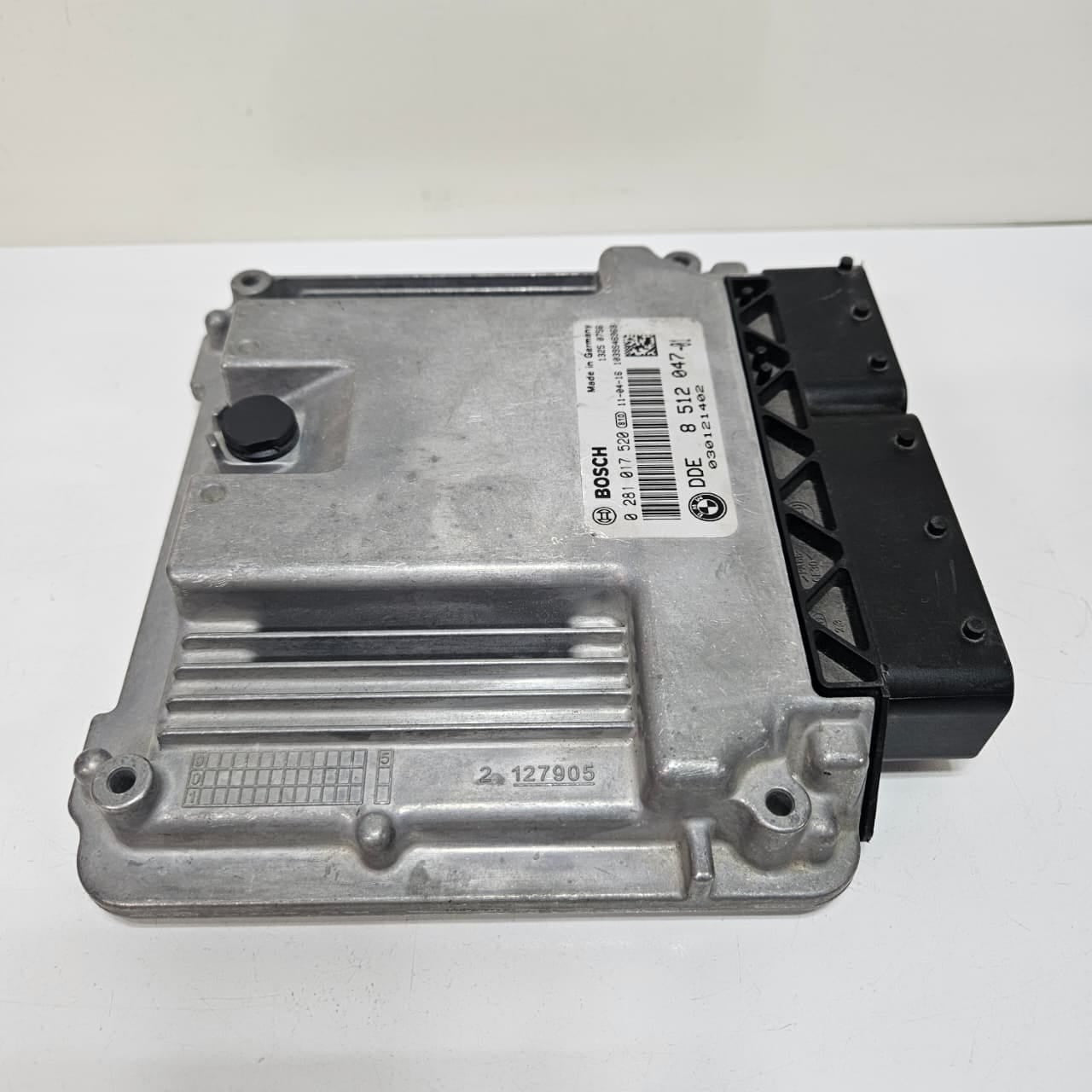 BMW 3 Series E90 320D Engine Control Unit ECU 2.0D Diesel DDE Bosch 8512047