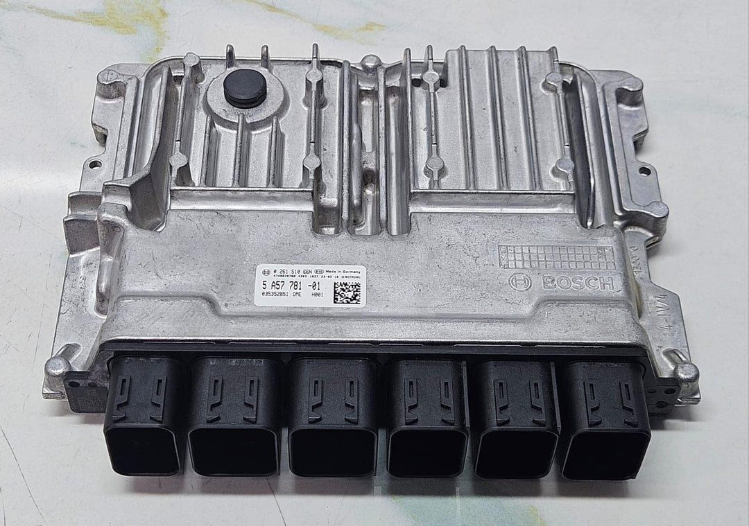 2022-2024 BMW 330i G20 B48 Engine Control Module ECO Only 5A57781 OEM