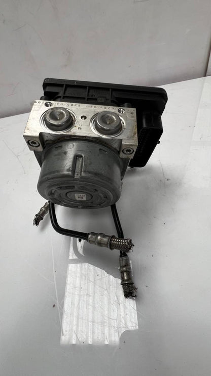 2013-2020 BMW 3 4 Series F32 F33 F36 320i ABS Control Module 6868639-6868640