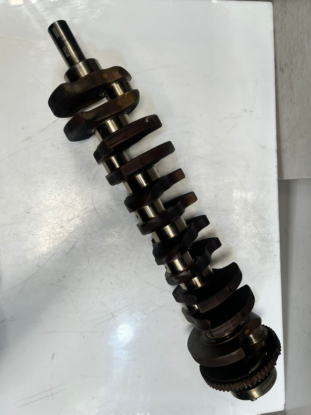 2002 BMW 320i 5 Series E39, E60, E61 M54B22 2.2 170HP Crankshaft 1437581 OEM