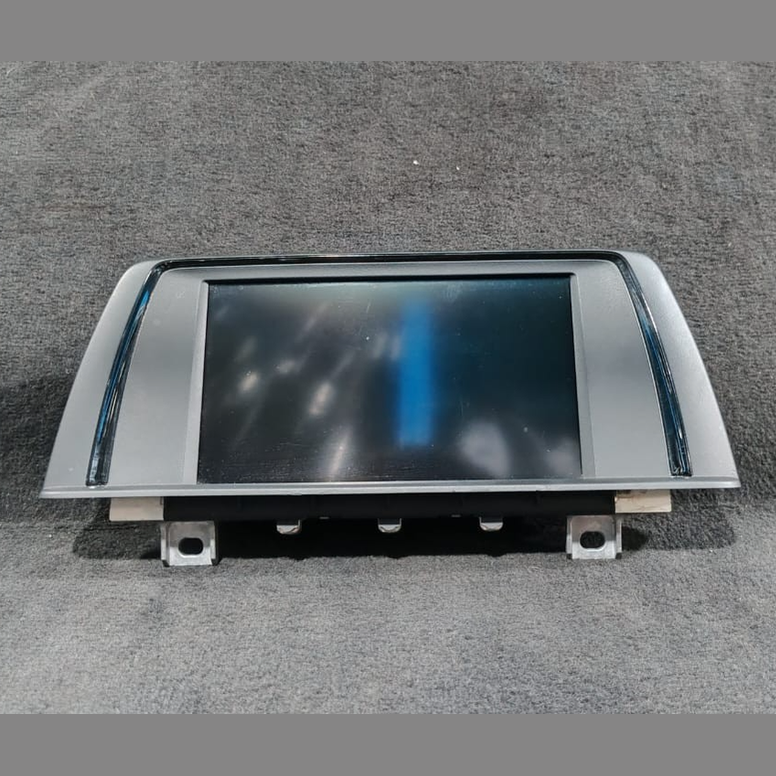 BMW 328i Xdrive FRONT DASH CENTRAL INFORMATION  DISPLAY F30 BM OEM - 9270393