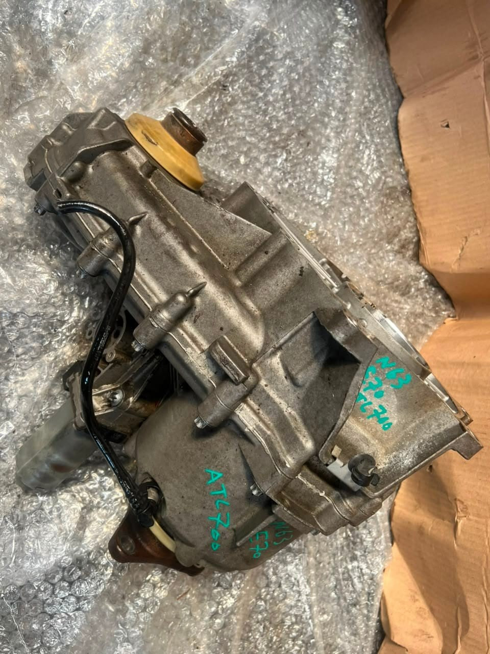 2008-2014 BMW X5 E70 N63 X6 E71 50iX DISTRIBUTOR Transfer Case 7574778 OEM