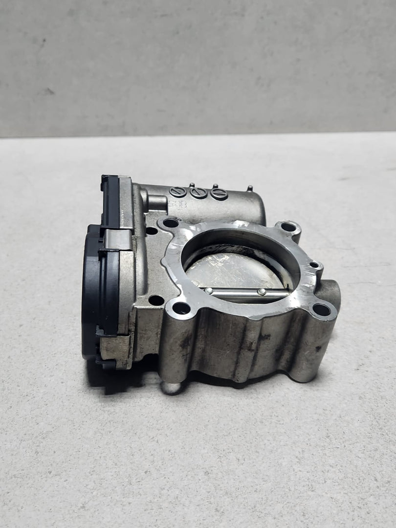 2015-2018 Mercedes-Benz C300 Throttle Body A2701410025