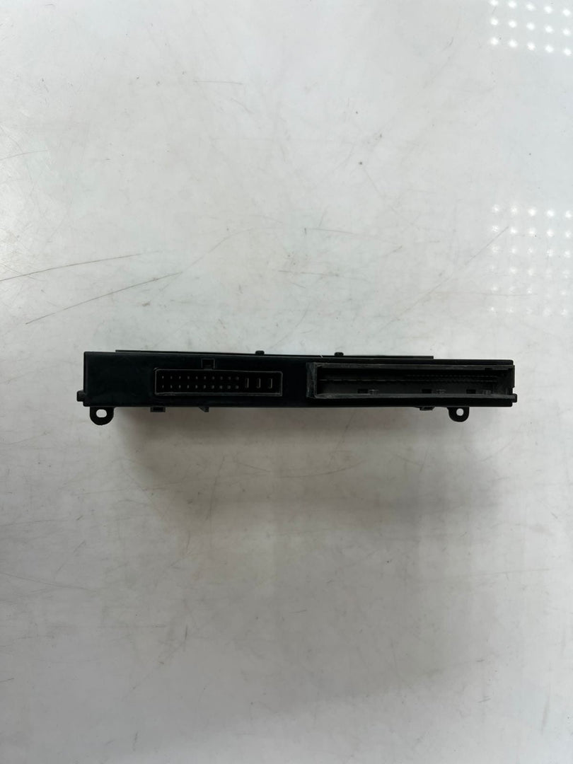 2007-2013 BMW 328i E90 3 Series 330i, and 335i Body Control Module 9134480 OEM