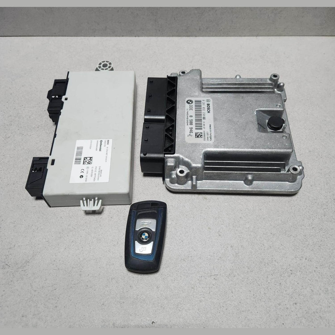 2016 BMW X3 Engine Control Unit 8588946 B47 F25 DIESEL ECU SET 
