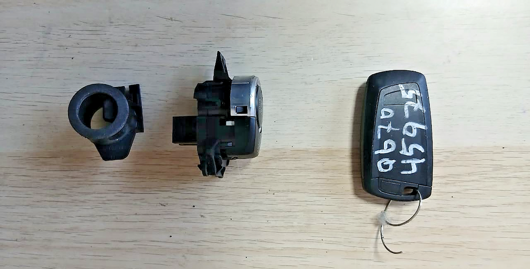 BMW CAS4 X3 F25 20d B47 ECU Engine Control Unit Kit with Key DDE 8588946