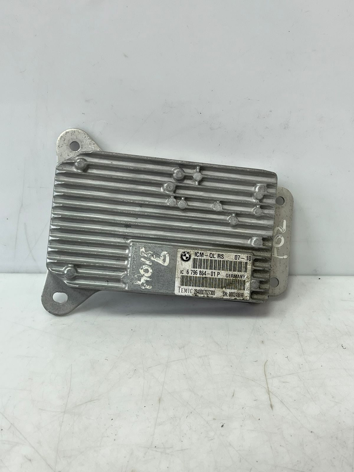 BMW F01, F02, F03, F04 750i xDrive Integrated Chassis Management (ICM) 6796864