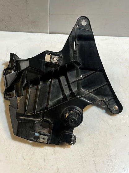 BMW X5 F15 F85 X6 F16 xDrive F86 Front Right Fender Bracket 5165 7294544 OEM